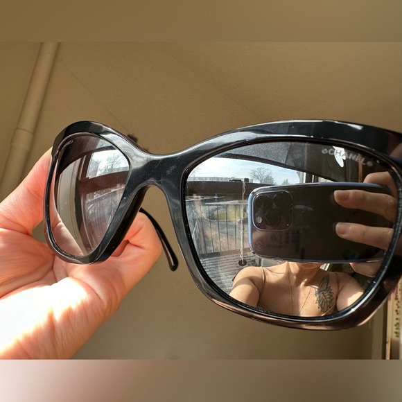 CHANEL Sunglasses WITH OG CASE - Picture 15 of 15